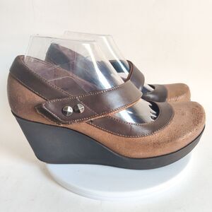 OTBT Brown and Tan Wedge Heels